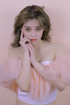 美丽的姑娘观看在线播放
